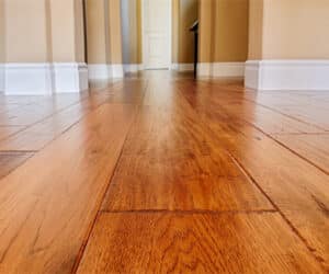 how to clean vinyl plank flooring